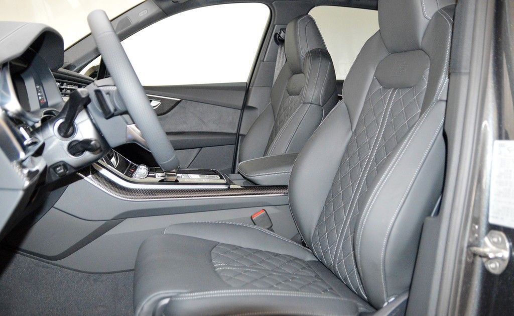 Audi Q7 50 TDI quattro tiptronic S-line | německé nové auto | skladem | top stav | super výbava | luxusní naftové SUV | nákup online | AUTOiBUY.com